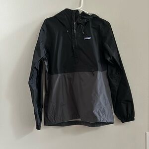 Patagonia waterproof pullover windbreaker